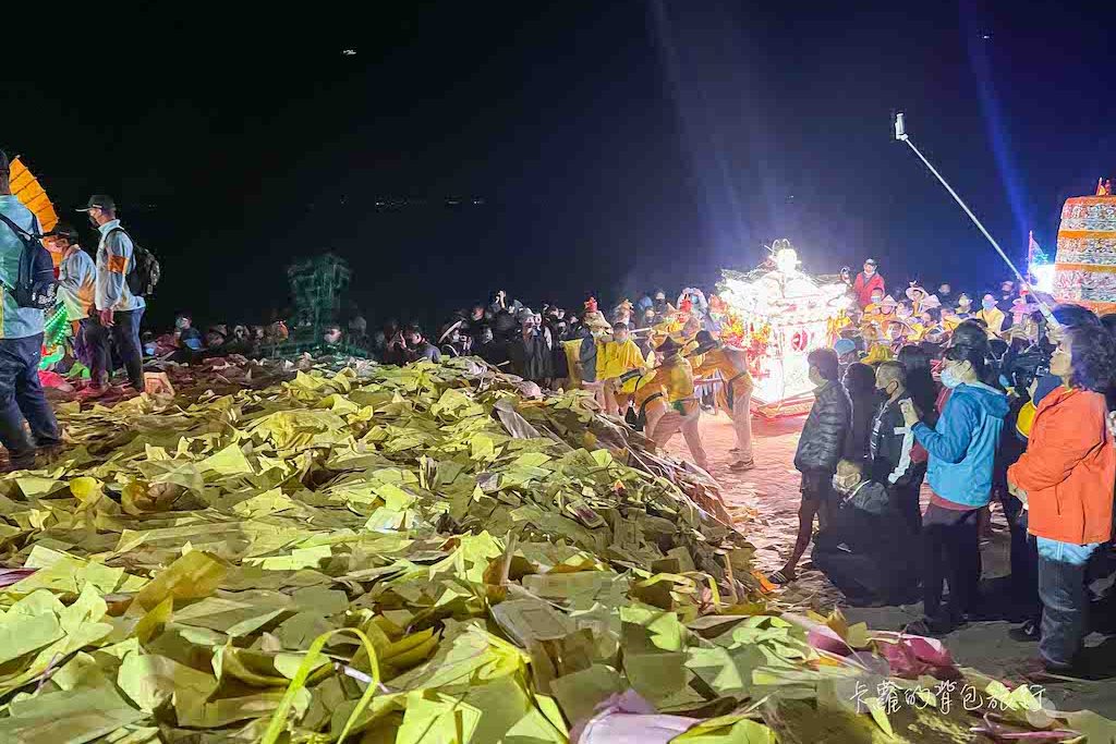 卡蘿的背包旅行-小琉球迎王平安祭典-燒王船